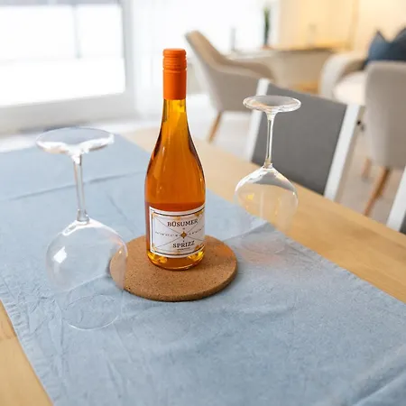 Neu Renoviertes Luxus Penthouse Mit Dachterrasse Und Parkplatz In Bestlage *